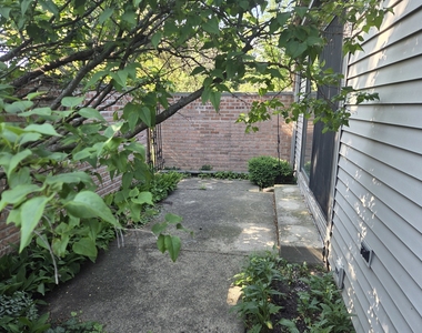 528 E Main Street - Photo Thumbnail 1