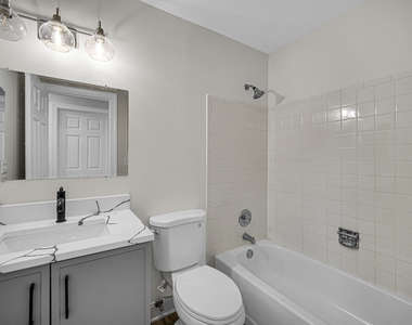 607 Berkley Court - Photo Thumbnail 21