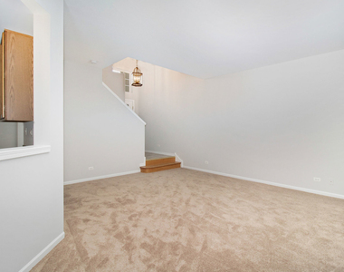 409 Metropolitan Street - Photo Thumbnail 4