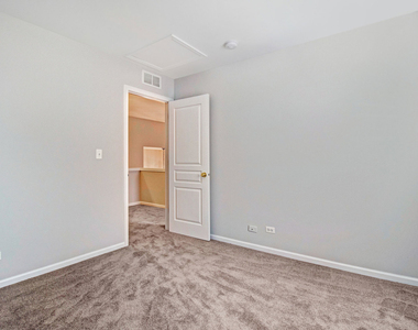 409 Metropolitan Street - Photo Thumbnail 19
