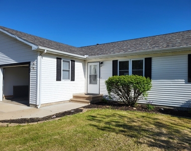 129 Country Court - Photo Thumbnail 2