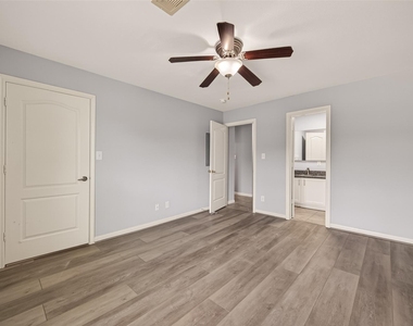 5333 Richmond Avenue - Photo Thumbnail 17