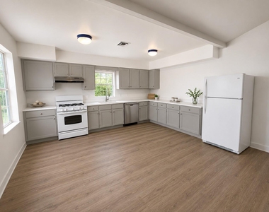 1401 Ball St - Photo Thumbnail 1