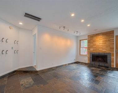 3614 Spring Arbor Way - Photo Thumbnail 9