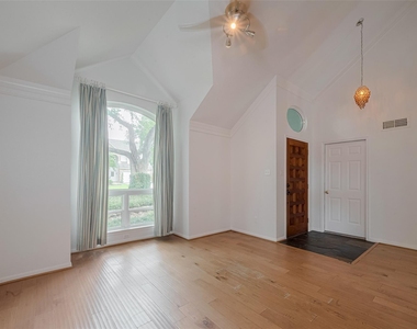 3614 Spring Arbor Way - Photo Thumbnail 7