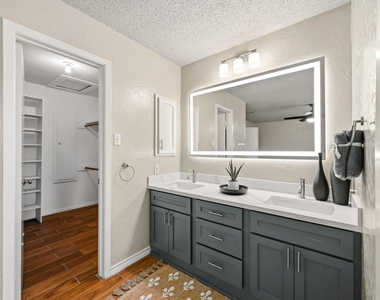 17511 Favor Bend Court - Photo Thumbnail 33