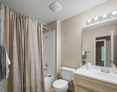 2507 Rustic Trail Lane - Photo Thumbnail 13