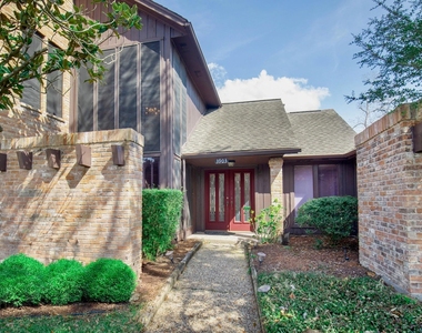3903 Kiamesha Drive - Photo Thumbnail 1