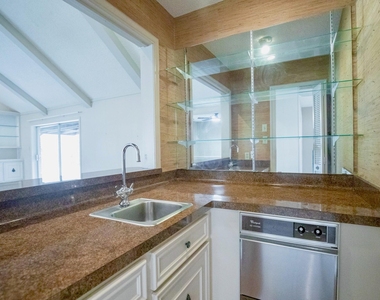 3903 Kiamesha Drive - Photo Thumbnail 9