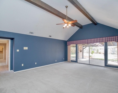 3903 Kiamesha Drive - Photo Thumbnail 19