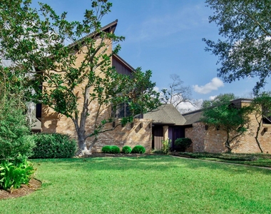 3903 Kiamesha Drive - Photo Thumbnail 34