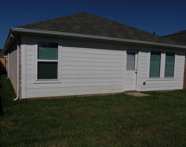6245 Alder Creek Drive - Photo Thumbnail 13