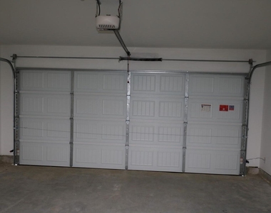 6245 Alder Creek Drive - Photo Thumbnail 14