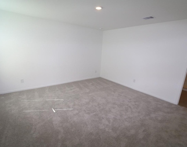 6245 Alder Creek Drive - Photo Thumbnail 6