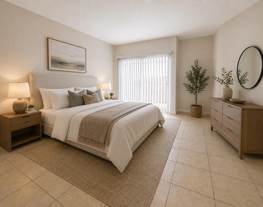 10811 Richmond Avenue - Photo Thumbnail 5