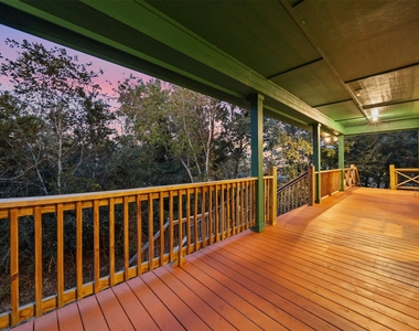4510 Lininger Lane - Photo Thumbnail 2