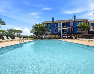 18511 Egret Bay Boulevard - Photo Thumbnail 19