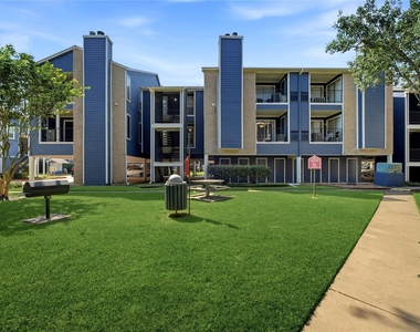 18511 Egret Bay Boulevard - Photo Thumbnail 6