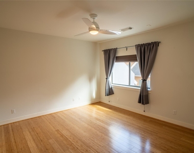 4327 Eigel Street - Photo Thumbnail 12
