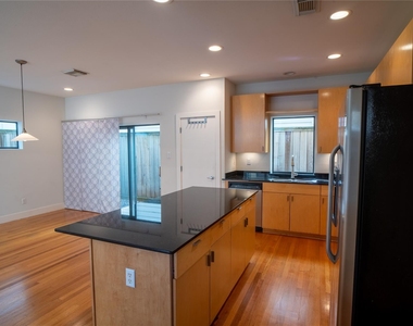 4327 Eigel Street - Photo Thumbnail 8