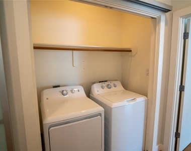 4327 Eigel Street - Photo Thumbnail 14