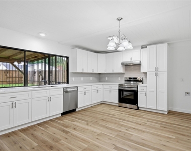 2126 Quail Valley East Drive - Photo Thumbnail 22