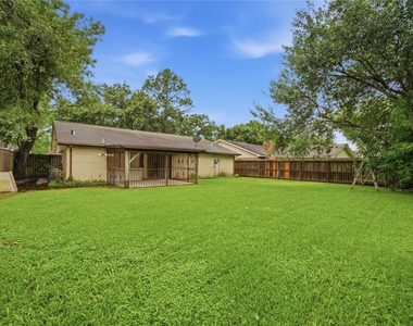 2126 Quail Valley East Drive - Photo Thumbnail 33