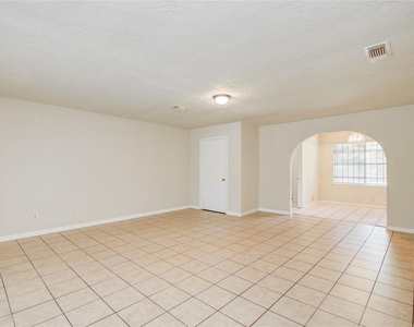 9526 Balsam Lane - Photo Thumbnail 29