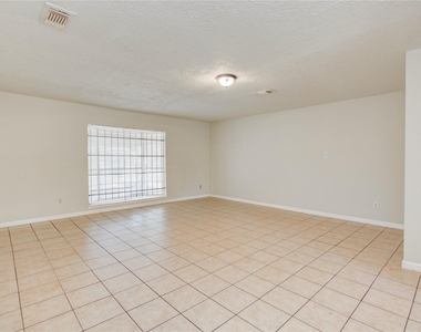 9526 Balsam Lane - Photo Thumbnail 28