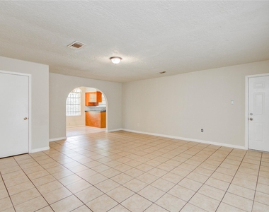 9526 Balsam Lane - Photo Thumbnail 31