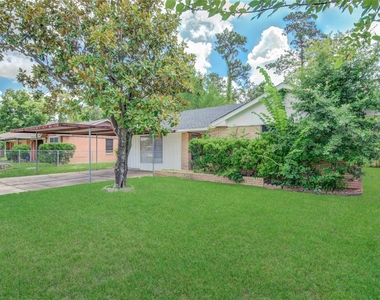 9526 Balsam Lane - Photo Thumbnail 2