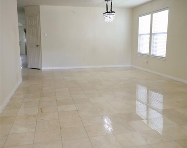 14411 Avery Brooke Lane - Photo Thumbnail 5