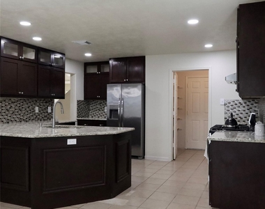 14411 Avery Brooke Lane - Photo Thumbnail 11
