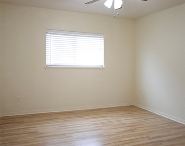 14411 Avery Brooke Lane - Photo Thumbnail 23