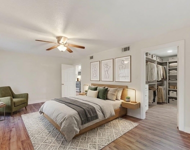 4520 Sharon Street - Photo Thumbnail 5