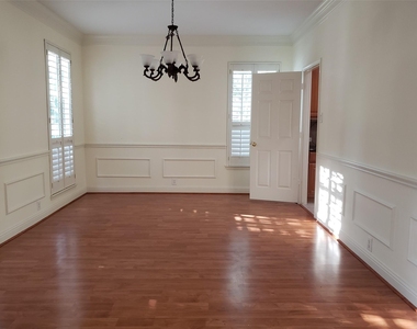 5319 Ashley Way Ct Court - Photo Thumbnail 20