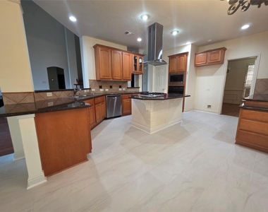 5319 Ashley Way Ct Court - Photo Thumbnail 14