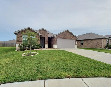 22607 Castello Lakes Drive - Photo Thumbnail 2