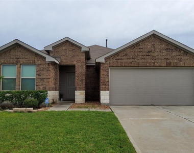 22607 Castello Lakes Drive - Photo Thumbnail 1