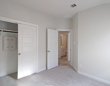 2522 Cactus Ranch Lane - Photo Thumbnail 11