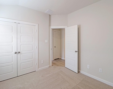 2522 Cactus Ranch Lane - Photo Thumbnail 13