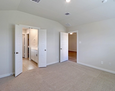 2522 Cactus Ranch Lane - Photo Thumbnail 6