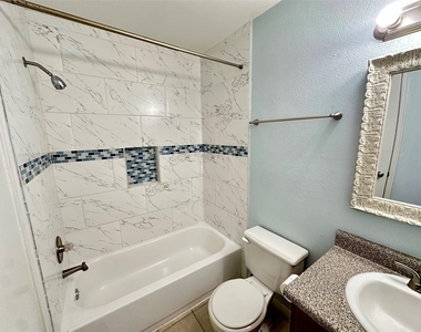 3506 Cove View Boulevard - Photo Thumbnail 11