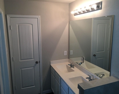 2111 Ethan Drive - Photo Thumbnail 21
