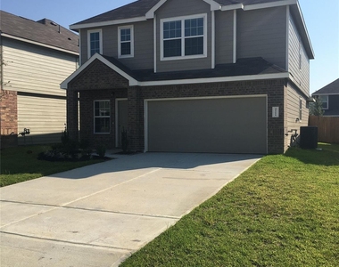 2111 Ethan Drive - Photo Thumbnail 2