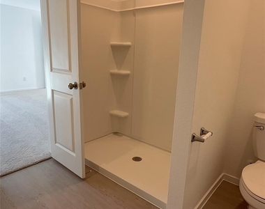 331 Parkin Court - Photo Thumbnail 13