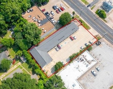 2100 Sam Houston Avenue - Photo Thumbnail 5