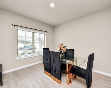 21034 Sunny Ravine Drive - Photo Thumbnail 7