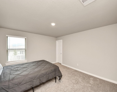 21034 Sunny Ravine Drive - Photo Thumbnail 36
