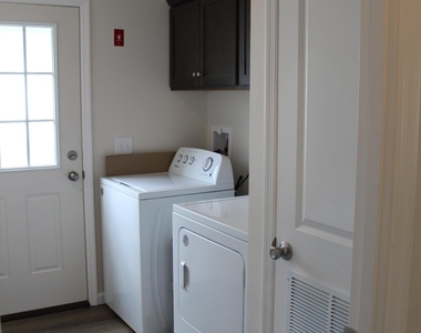 202 S Main - Photo Thumbnail 10